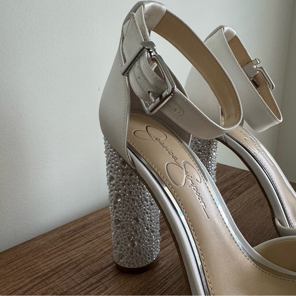 Jessica Simpson - Women's White Everyn Platform Sandal Heeled size 8.5 - Picture 10 of 15